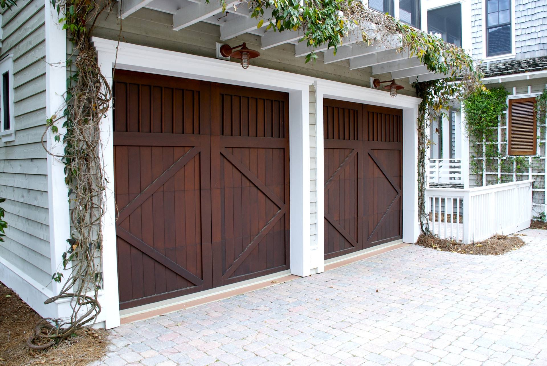 BT1 Garage Doors is your locally trusted source for all your garage door replacements and repair needs.